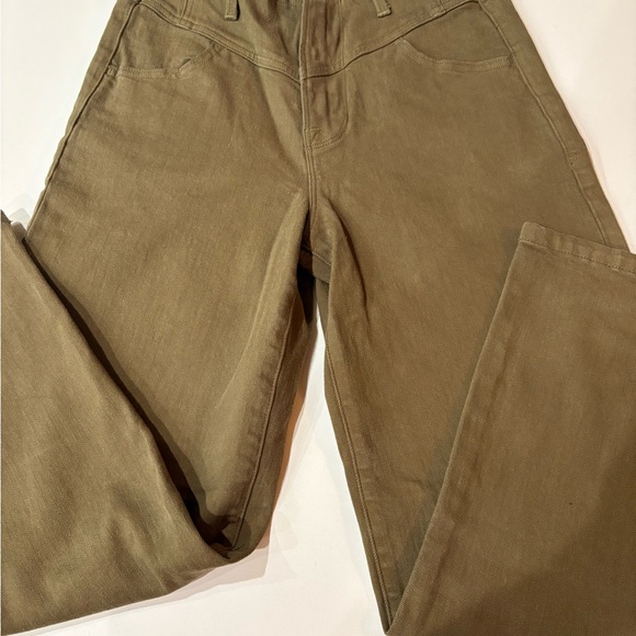 Frame Denim Denim - Frame Denim Ali V Yoke High Waist Crop Wide Leg Jeans Army Green Size 24
